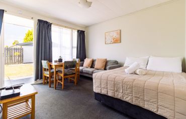 One-Bedroom Large Suite